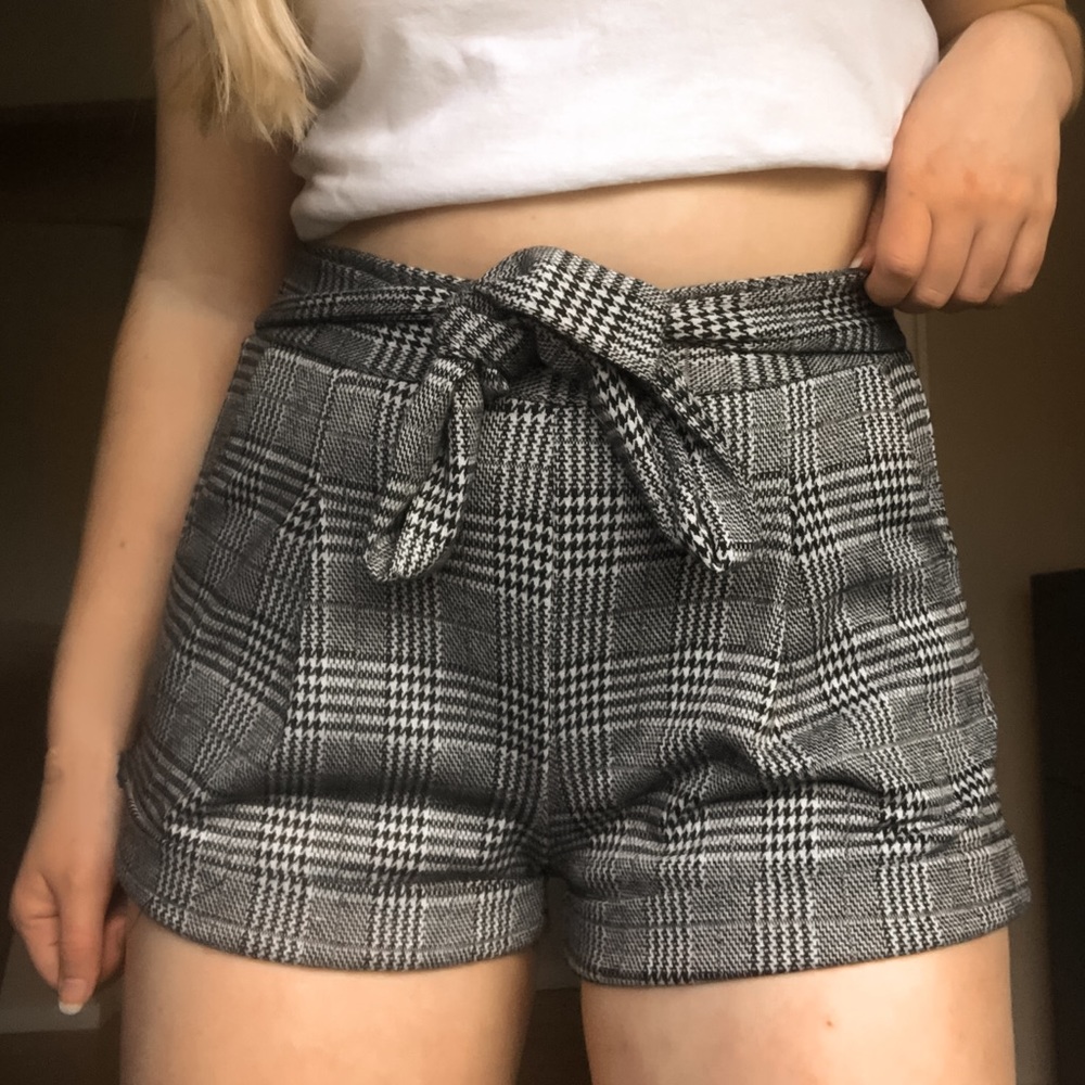 Plaid paperbag shorts